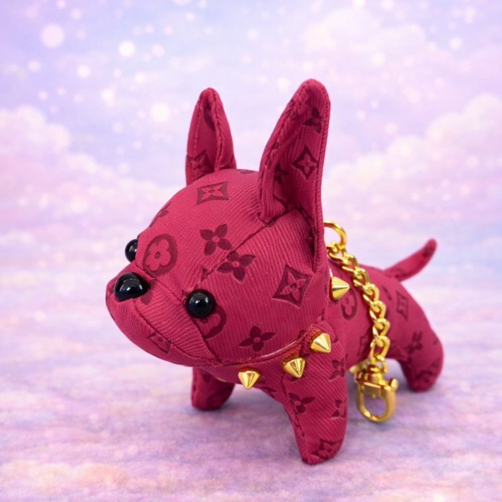 BUY NOW SALE 🔥 Plush Frenchie Bulldog Keychain w/ Gold Spiked Collar and Chain - Picture 14 of 16